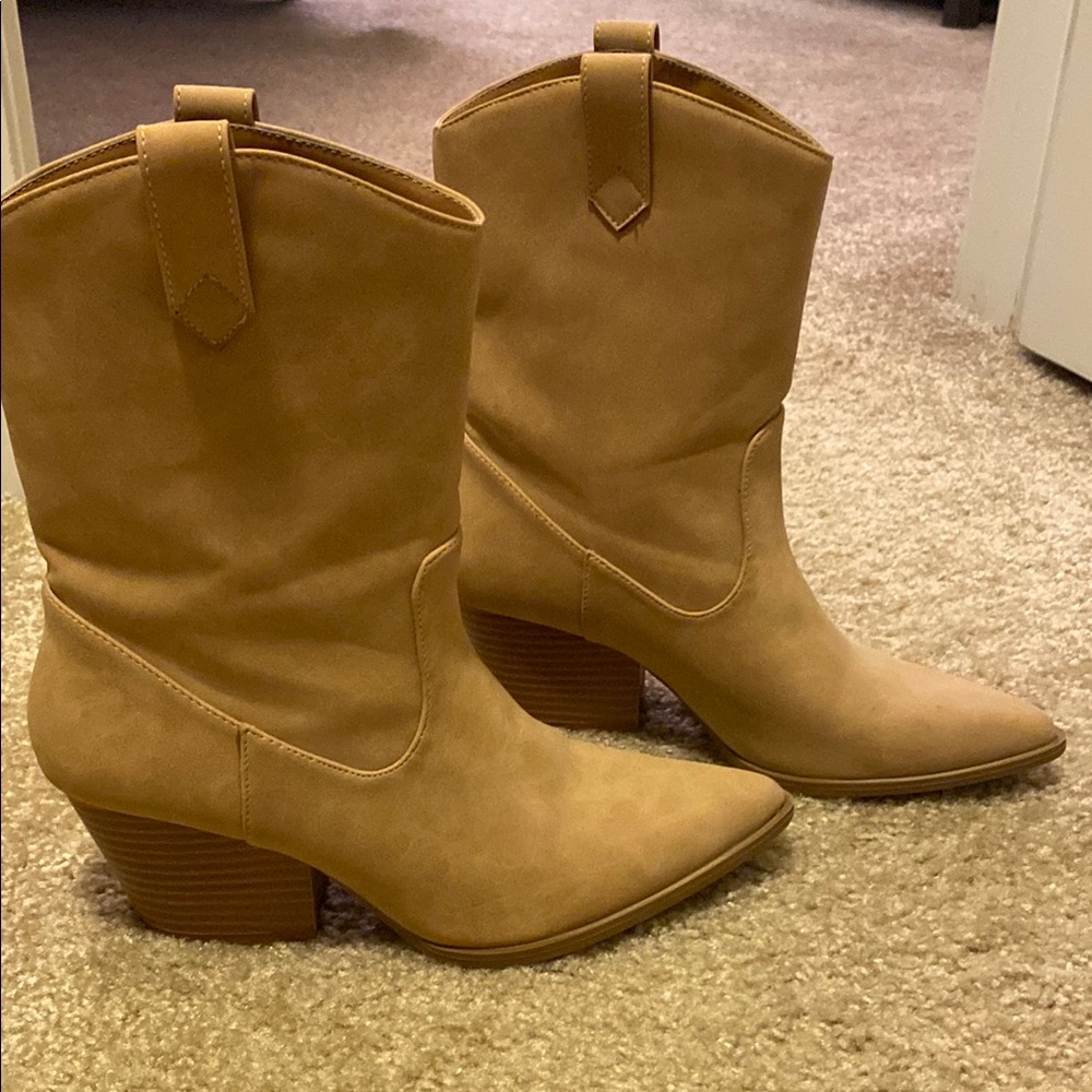 Pink Lily Tan Western Ankle Boots